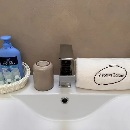 Bed and Breakfast 7rooms - Self Check-in 24h Free Parking 3*