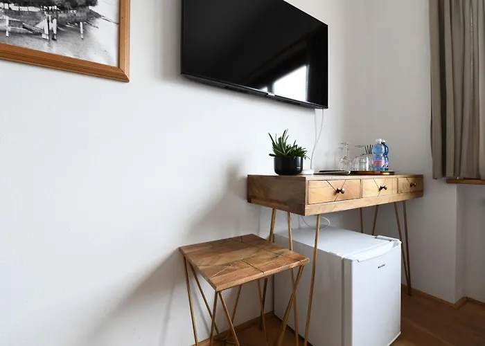 Nocleg ze śniadaniem 7rooms - Self Check-in 24h Free Parking Losone