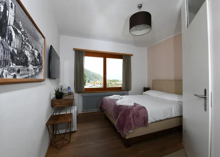 Bed & Breakfast 7rooms - Self Check-in 24h Free Parking Losone