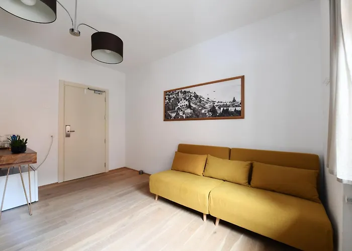 7rooms - Self Check-in 24h Free Parking Bed & Breakfast