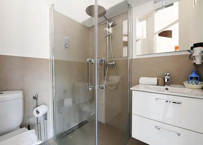 7rooms - Self Check-in 24h Free Parking Nocleg ze śniadaniem Losone