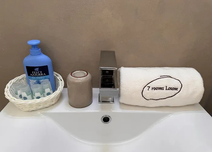 Bed & Breakfast 7rooms - Self Check-in 24h Free Parking 3*