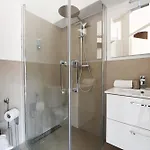 7rooms - Self Check-in 24h Free Parking Bed and breakfast Losone