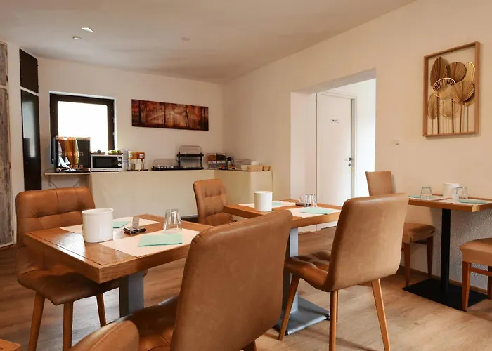 7rooms - Self Check-in 24h Free Parking 3* לוזון